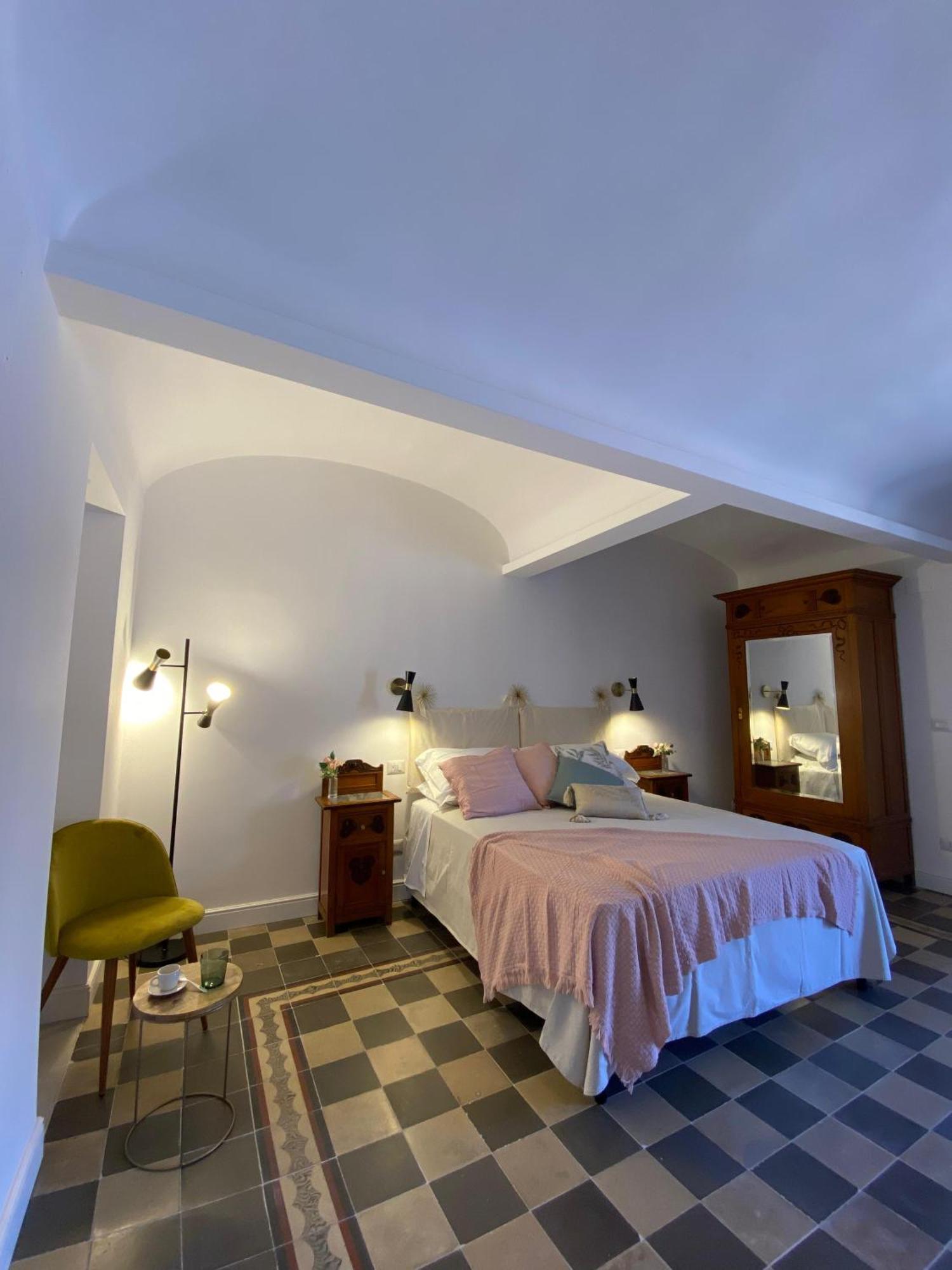 Bed and Breakfast Dimora Dei Minoriti Aeroporto di Catania Fontana Rossa Esterno foto