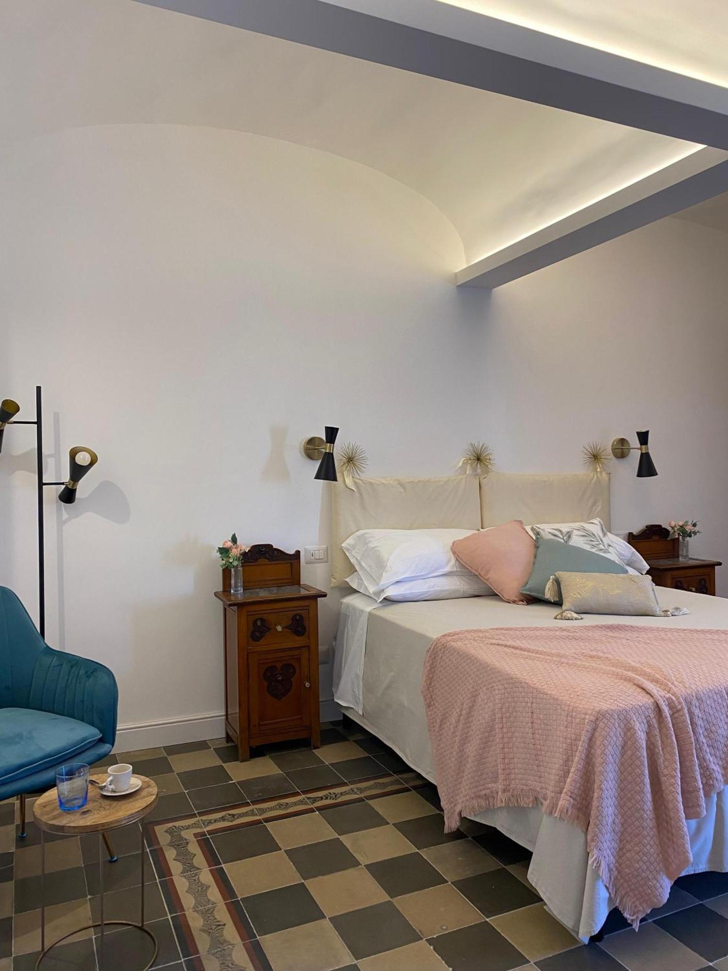 Bed and Breakfast Dimora Dei Minoriti Aeroporto di Catania Fontana Rossa Esterno foto