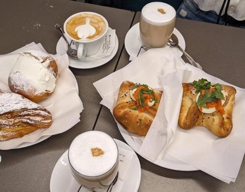 Bed and Breakfast Dimora Dei Minoriti Aeroporto di Catania Fontana Rossa Esterno foto